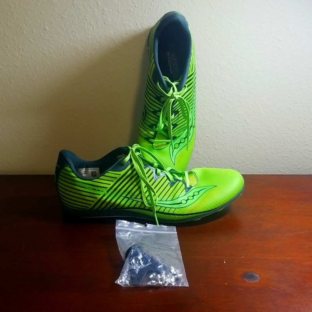 Saucony spikes, Vendetta 2, Size 12, Green